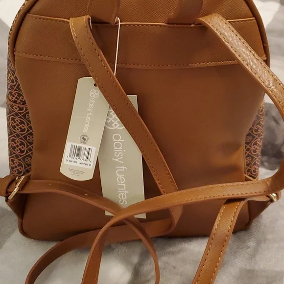 Daisy Fuentes backpack purse - Picture 4 of 8